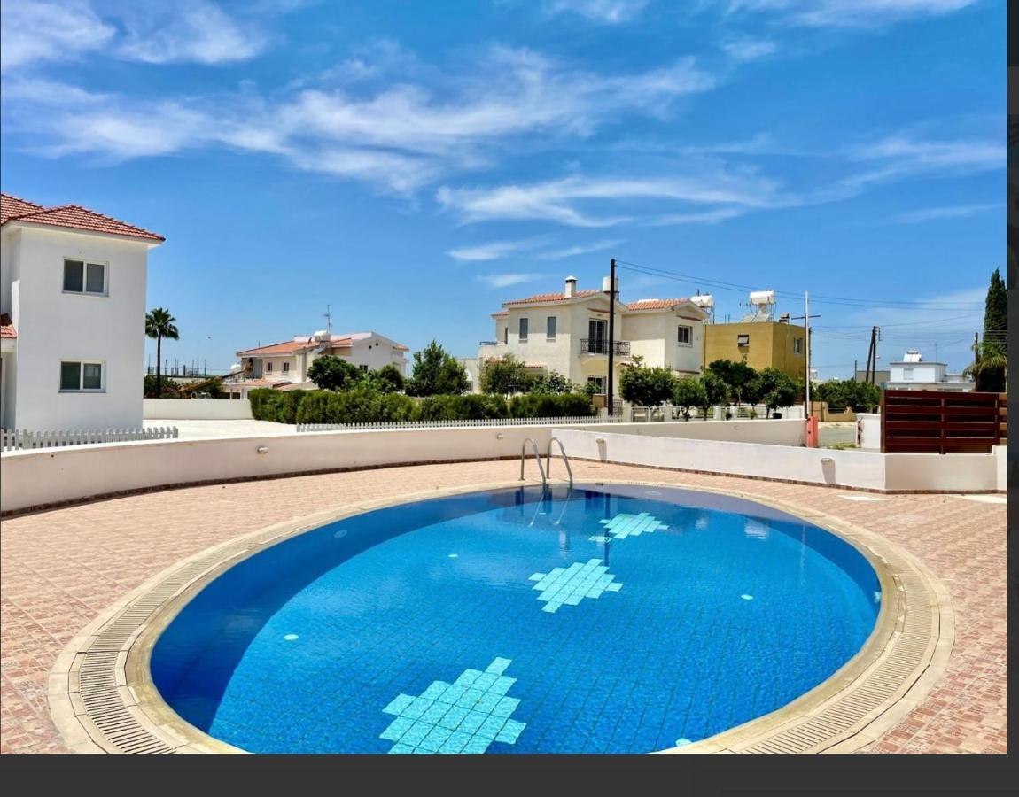 Andris Apartment Paralimni Exterior foto